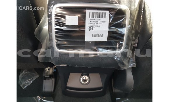 Acheter Import Voiture Kia Sportage Blanc à Import - Dubai, Région de la Bouenza Acheter Import Voiture Kia Sportage Blanc à Import - Dubai, Région de la Bouenza