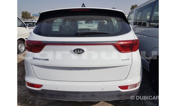 Acheter Import Voiture Kia Sportage Blanc à Import - Dubai, Région de la Bouenza Acheter Import Voiture Kia Sportage Blanc à Import - Dubai, Région de la Bouenza