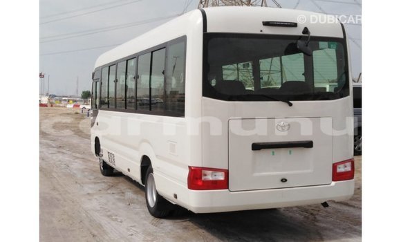 Acheter Import Voiture Toyota Coaster Blanc à Import - Dubai, Région de la Bouenza Acheter Import Voiture Toyota Coaster Blanc à Import - Dubai, Région de la Bouenza