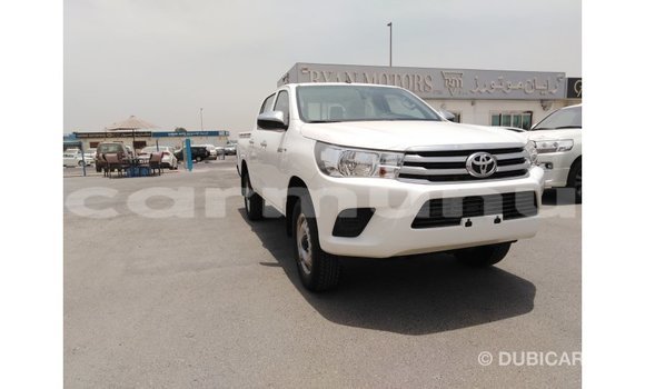 Acheter Import Voiture Toyota Hilux Blanc à Import - Dubai, Région de la Bouenza Acheter Import Voiture Toyota Hilux Blanc à Import - Dubai, Région de la Bouenza