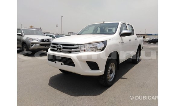 Acheter Import Voiture Toyota Hilux Blanc à Import - Dubai, Région de la Bouenza Acheter Import Voiture Toyota Hilux Blanc à Import - Dubai, Région de la Bouenza