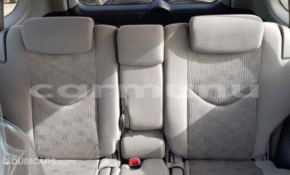 Buy Import Toyota RAV4 Green Car in Import - Dubai in Region of Bouenza Buy Import Toyota RAV4 Green Car in Import - Dubai in Region of Bouenza
