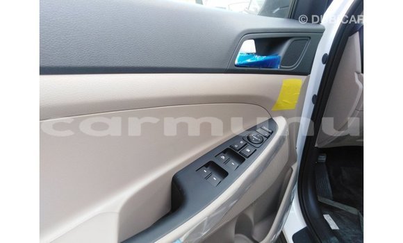 Acheter Import Voiture Hyundai Tucson Blanc à Import - Dubai, Région de la Bouenza Acheter Import Voiture Hyundai Tucson Blanc à Import - Dubai, Région de la Bouenza
