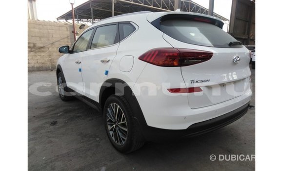 Acheter Import Voiture Hyundai Tucson Blanc à Import - Dubai, Région de la Bouenza Acheter Import Voiture Hyundai Tucson Blanc à Import - Dubai, Région de la Bouenza