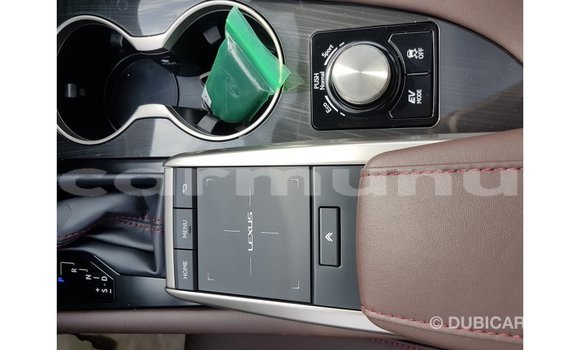 Acheter Import Voiture Lexus CT Noir à Import - Dubai, Région de la Bouenza Acheter Import Voiture Lexus CT Noir à Import - Dubai, Région de la Bouenza