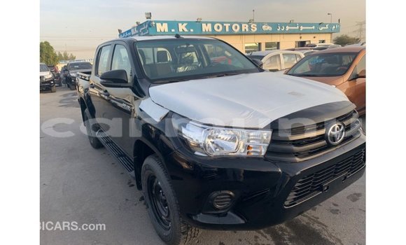 Acheter Import Voiture Toyota Hilux Noir à Import - Dubai, Région de la Bouenza Acheter Import Voiture Toyota Hilux Noir à Import - Dubai, Région de la Bouenza