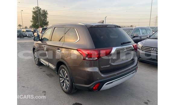Buy Import Mitsubishi Outlander Brown Car in Import - Dubai in Region of Bouenza Buy Import Mitsubishi Outlander Brown Car in Import - Dubai in Region of Bouenza