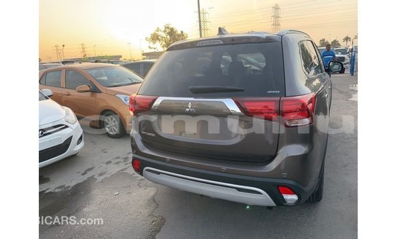 Buy Import Mitsubishi Outlander Brown Car in Import - Dubai in Region of Bouenza Buy Import Mitsubishi Outlander Brown Car in Import - Dubai in Region of Bouenza