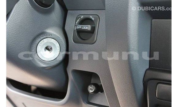 Buy Import Toyota Land Cruiser White Car in Import - Dubai in Region of Bouenza Buy Import Toyota Land Cruiser White Car in Import - Dubai in Region of Bouenza