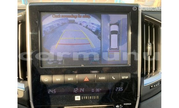 Buy Import Toyota Land Cruiser Black Car in Import - Dubai in Region of Bouenza Buy Import Toyota Land Cruiser Black Car in Import - Dubai in Region of Bouenza