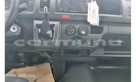 Buy Import Toyota Hiace White Car in Import - Dubai in Region of Bouenza Buy Import Toyota Hiace White Car in Import - Dubai in Region of Bouenza