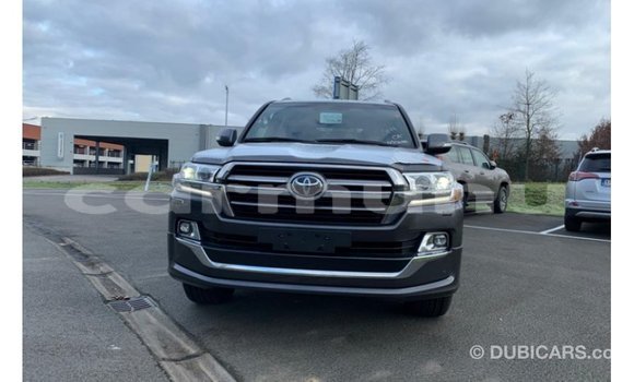 Buy Import Toyota Land Cruiser Brown Car in Import - Dubai in Region of Bouenza Buy Import Toyota Land Cruiser Brown Car in Import - Dubai in Region of Bouenza