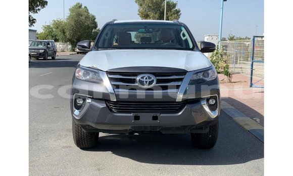 Buy Import Toyota Fortuner Other Car in Import - Dubai in Region of Bouenza Buy Import Toyota Fortuner Other Car in Import - Dubai in Region of Bouenza