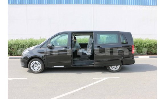 Buy Import Mercedes-Benz 250 Black Car in Import - Dubai in Region of Bouenza Buy Import Mercedes-Benz 250 Black Car in Import - Dubai in Region of Bouenza