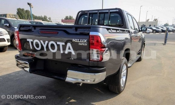 Acheter Import Voiture Toyota Hilux Noir à Import - Dubai, Région de la Bouenza Acheter Import Voiture Toyota Hilux Noir à Import - Dubai, Région de la Bouenza