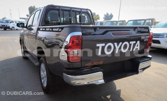 Acheter Import Voiture Toyota Hilux Noir à Import - Dubai, Région de la Bouenza Acheter Import Voiture Toyota Hilux Noir à Import - Dubai, Région de la Bouenza