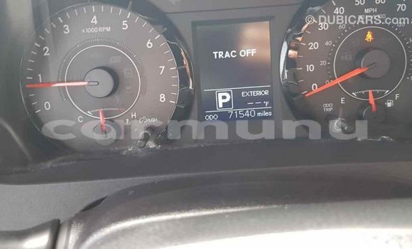 Buy Import Toyota Sienna White Car in Import - Dubai in Region of Bouenza Buy Import Toyota Sienna White Car in Import - Dubai in Region of Bouenza