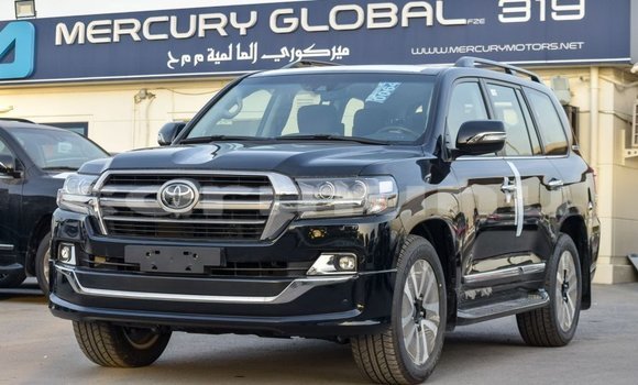 Acheter Import Voiture Toyota Land Cruiser Noir à Import - Dubai, Région de la Bouenza Acheter Import Voiture Toyota Land Cruiser Noir à Import - Dubai, Région de la Bouenza
