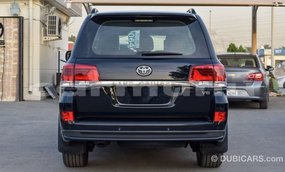 Acheter Import Voiture Toyota Land Cruiser Noir à Import - Dubai, Région de la Bouenza Acheter Import Voiture Toyota Land Cruiser Noir à Import - Dubai, Région de la Bouenza