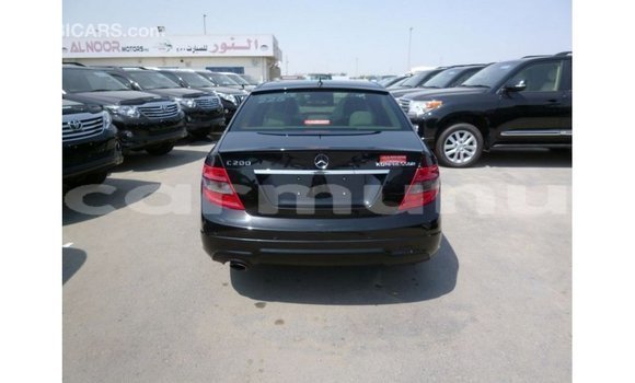 Buy Import Mercedes-Benz 200 Black Car in Import - Dubai in Region of Bouenza Buy Import Mercedes-Benz 200 Black Car in Import - Dubai in Region of Bouenza