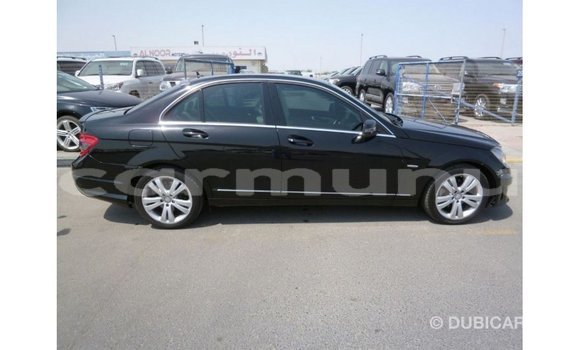 Buy Import Mercedes-Benz 200 Black Car in Import - Dubai in Region of Bouenza Buy Import Mercedes-Benz 200 Black Car in Import - Dubai in Region of Bouenza