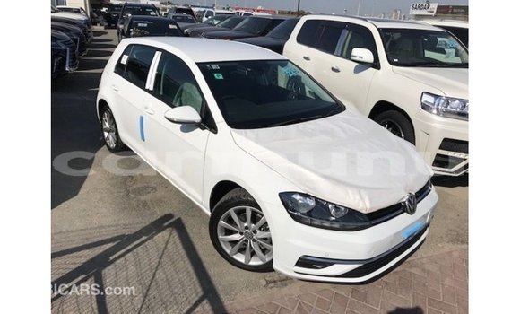 Acheter Import Voiture Volkswagen Golf Blanc à Import - Dubai, Région de la Bouenza Acheter Import Voiture Volkswagen Golf Blanc à Import - Dubai, Région de la Bouenza