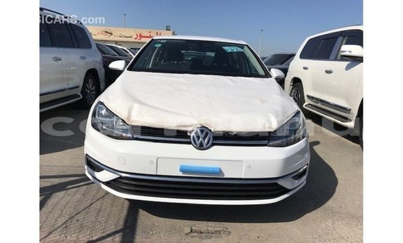 Acheter Import Voiture Volkswagen Golf Blanc à Import - Dubai, Région de la Bouenza Acheter Import Voiture Volkswagen Golf Blanc à Import - Dubai, Région de la Bouenza