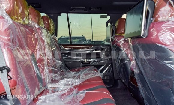 Acheter Import Voiture Lexus LX Noir à Import - Dubai, Région de la Bouenza Acheter Import Voiture Lexus LX Noir à Import - Dubai, Région de la Bouenza