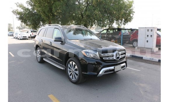 Buy Import Mercedes-Benz 190 Black Car in Import - Dubai in Region of Bouenza Buy Import Mercedes-Benz 190 Black Car in Import - Dubai in Region of Bouenza