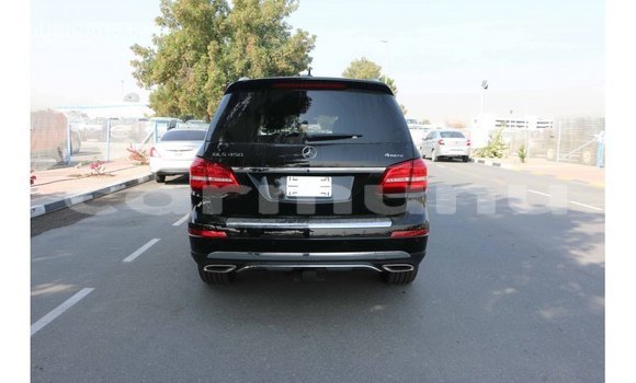 Buy Import Mercedes-Benz 190 Black Car in Import - Dubai in Region of Bouenza Buy Import Mercedes-Benz 190 Black Car in Import - Dubai in Region of Bouenza
