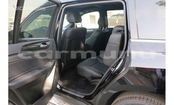 Buy Import Mercedes-Benz 190 Black Car in Import - Dubai in Region of Bouenza Buy Import Mercedes-Benz 190 Black Car in Import - Dubai in Region of Bouenza