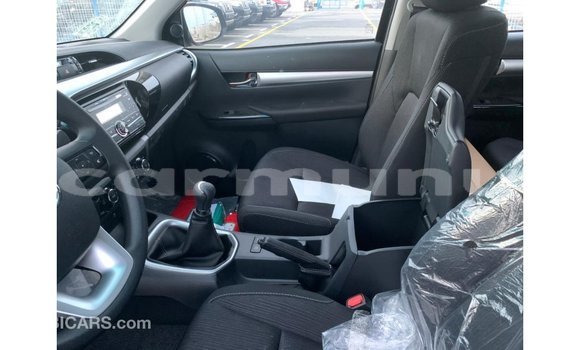 Buy Import Toyota Hilux Black Car in Import - Dubai in Region of Bouenza Buy Import Toyota Hilux Black Car in Import - Dubai in Region of Bouenza