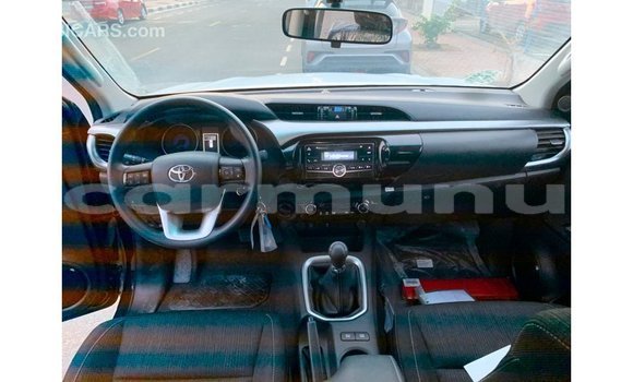 Buy Import Toyota Hilux Black Car in Import - Dubai in Region of Bouenza Buy Import Toyota Hilux Black Car in Import - Dubai in Region of Bouenza
