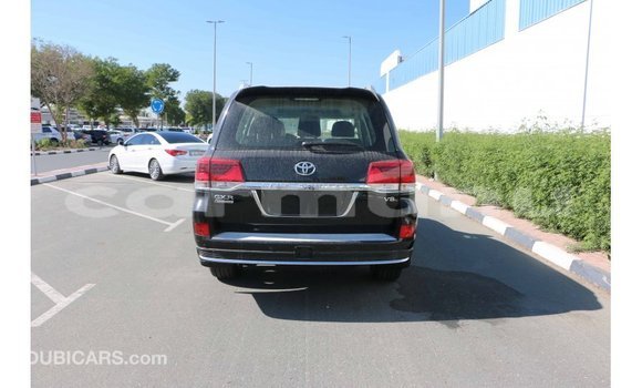 Buy Import Toyota Land Cruiser Black Car in Import - Dubai in Region of Bouenza Buy Import Toyota Land Cruiser Black Car in Import - Dubai in Region of Bouenza
