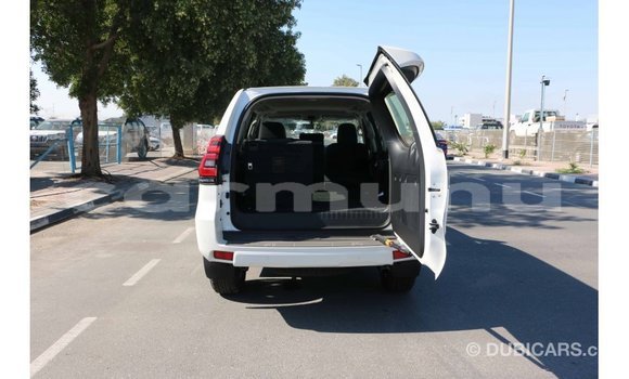 Buy Import Toyota Prado White Car in Import - Dubai in Region of Bouenza Buy Import Toyota Prado White Car in Import - Dubai in Region of Bouenza