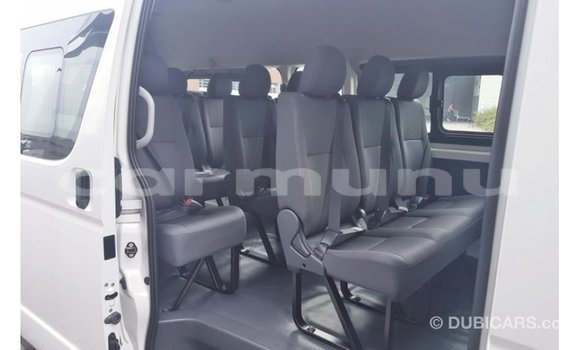 Buy Import Toyota Hiace White Car in Import - Dubai in Region of Bouenza Buy Import Toyota Hiace White Car in Import - Dubai in Region of Bouenza