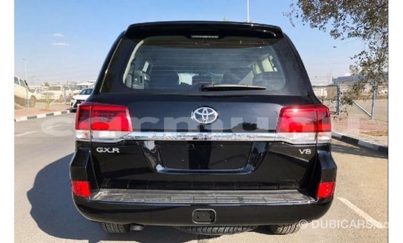 Acheter Import Voiture Toyota Land Cruiser Noir à Import - Dubai, Région de la Bouenza Acheter Import Voiture Toyota Land Cruiser Noir à Import - Dubai, Région de la Bouenza