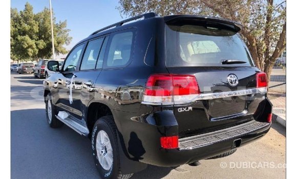 Acheter Import Voiture Toyota Land Cruiser Noir à Import - Dubai, Région de la Bouenza Acheter Import Voiture Toyota Land Cruiser Noir à Import - Dubai, Région de la Bouenza