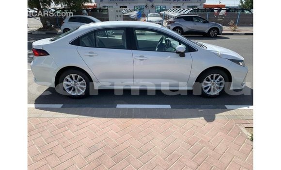 Buy Import Toyota Corolla White Car in Import - Dubai in Region of Bouenza Buy Import Toyota Corolla White Car in Import - Dubai in Region of Bouenza