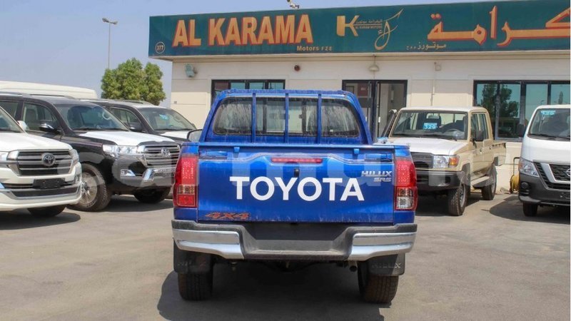 Big with watermark toyota hilux region de la bouenza import dubai 2642