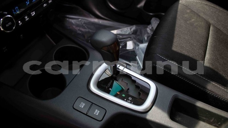 Big with watermark toyota hilux region of bouenza import dubai 2643