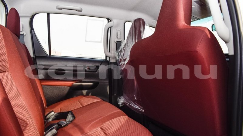 Big with watermark toyota hilux region of bouenza import dubai 2645