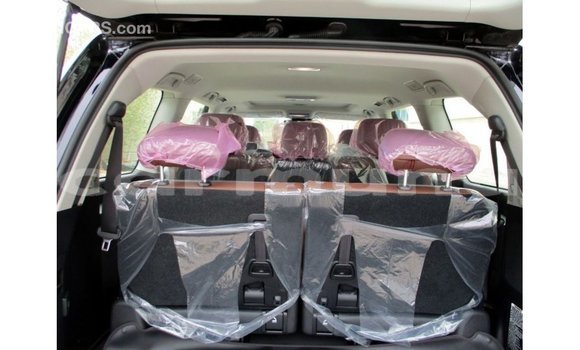 Buy Import Toyota Land Cruiser Black Car in Import - Dubai in Region of Bouenza Buy Import Toyota Land Cruiser Black Car in Import - Dubai in Region of Bouenza