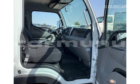 Buy Import Mitsubishi i White Car in Import - Dubai in Region of Bouenza Buy Import Mitsubishi i White Car in Import - Dubai in Region of Bouenza