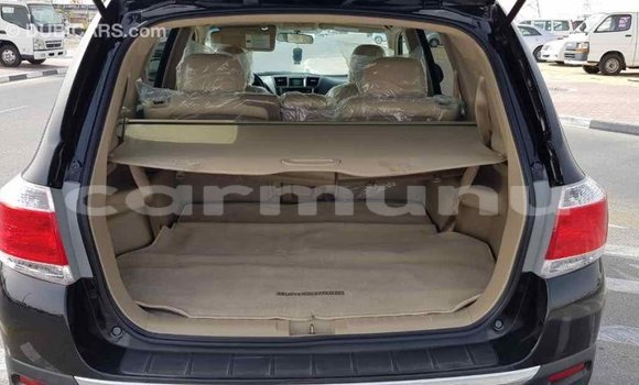 Buy Import Toyota Highlander Black Car in Import - Dubai in Region of Bouenza Buy Import Toyota Highlander Black Car in Import - Dubai in Region of Bouenza