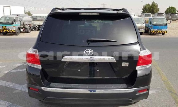 Buy Import Toyota Highlander Black Car in Import - Dubai in Region of Bouenza Buy Import Toyota Highlander Black Car in Import - Dubai in Region of Bouenza