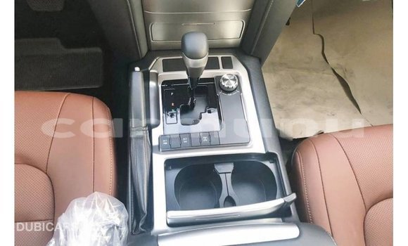 Buy Import Toyota Land Cruiser Black Car in Import - Dubai in Region of Bouenza Buy Import Toyota Land Cruiser Black Car in Import - Dubai in Region of Bouenza