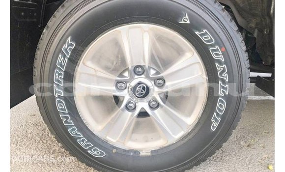 Buy Import Toyota Land Cruiser Black Car in Import - Dubai in Region of Bouenza Buy Import Toyota Land Cruiser Black Car in Import - Dubai in Region of Bouenza