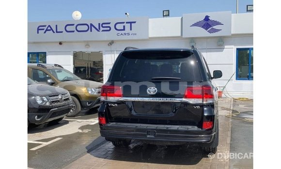 Buy Import Toyota Land Cruiser Black Car in Import - Dubai in Region of Bouenza Buy Import Toyota Land Cruiser Black Car in Import - Dubai in Region of Bouenza