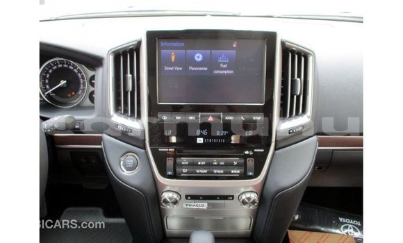 Buy Import Toyota Land Cruiser Black Car in Import - Dubai in Region of Bouenza Buy Import Toyota Land Cruiser Black Car in Import - Dubai in Region of Bouenza